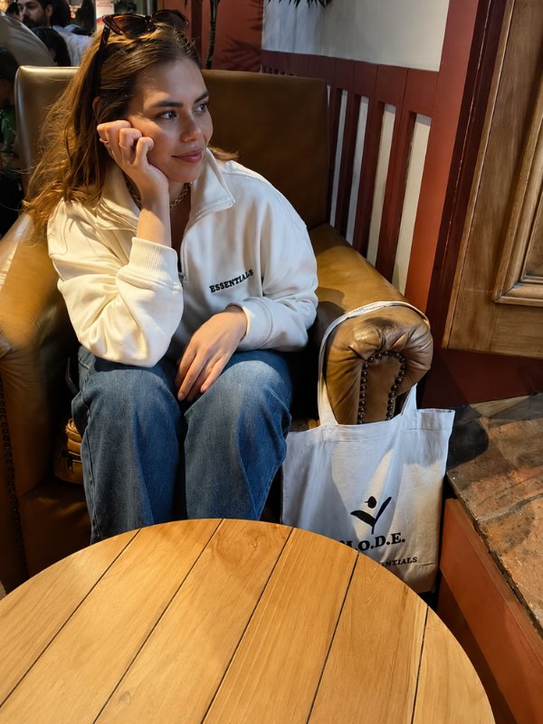 Paula Benavides — Co-Fundadora & Diseño de Producto